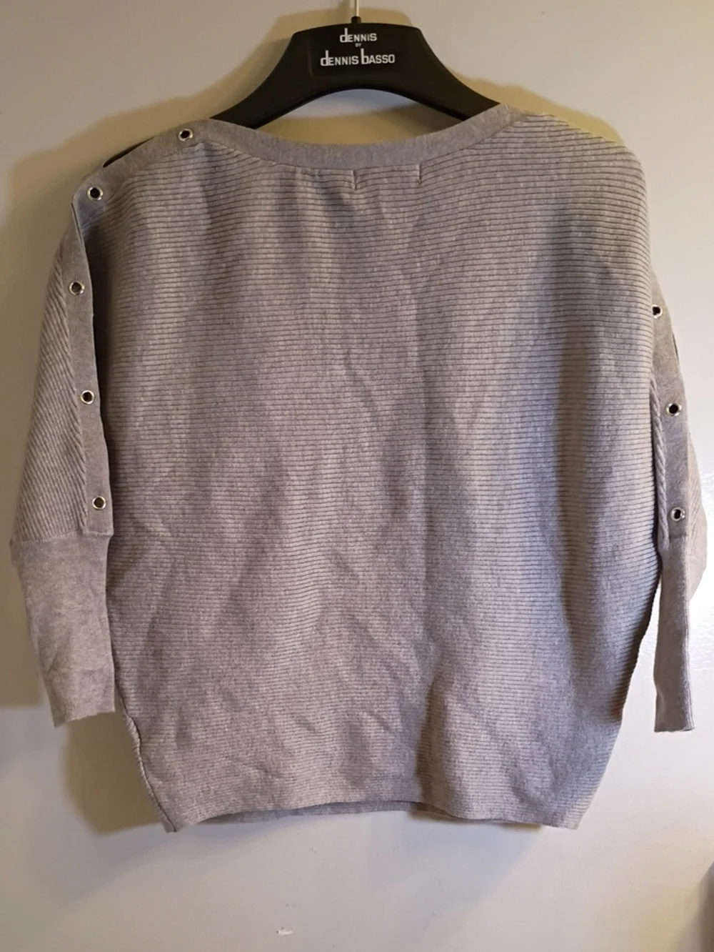 Jennifer Lopez Light Grey Ribbed Crewneck Sweater with Shoulder Grommets